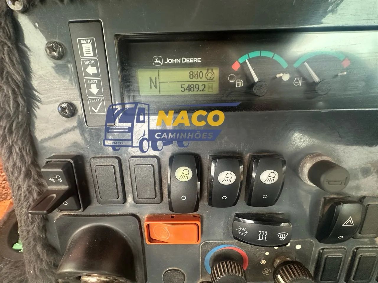 Retroescavadeira John Deere 310L - Foto 5