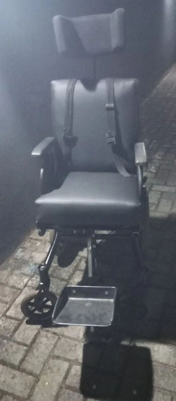 Cadeira de rodas postural  - Foto 2