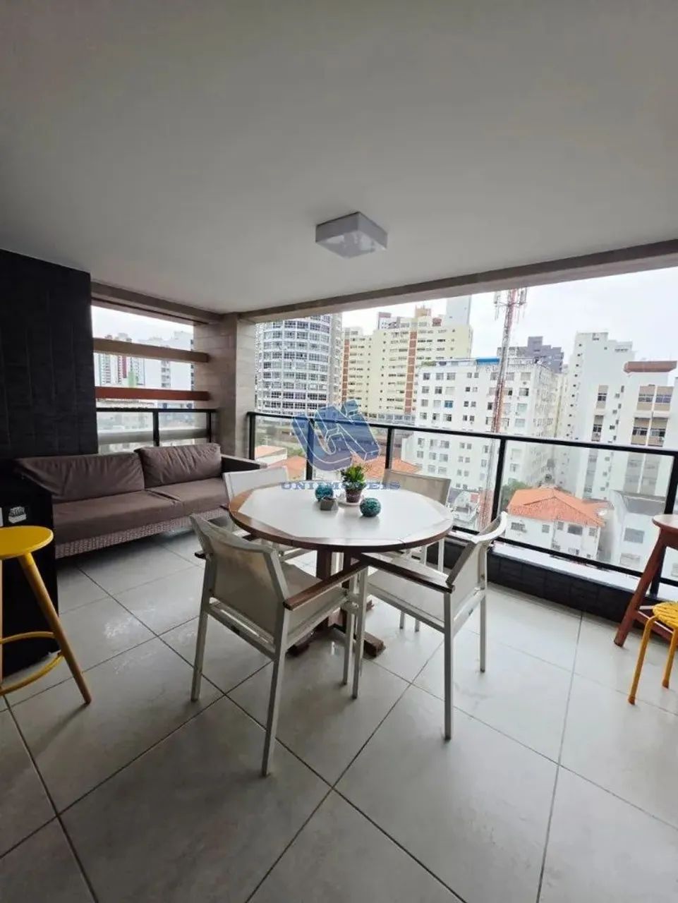 Apartamento na Barra 2 quartos sendo 1 suite 70m2 - Foto 2