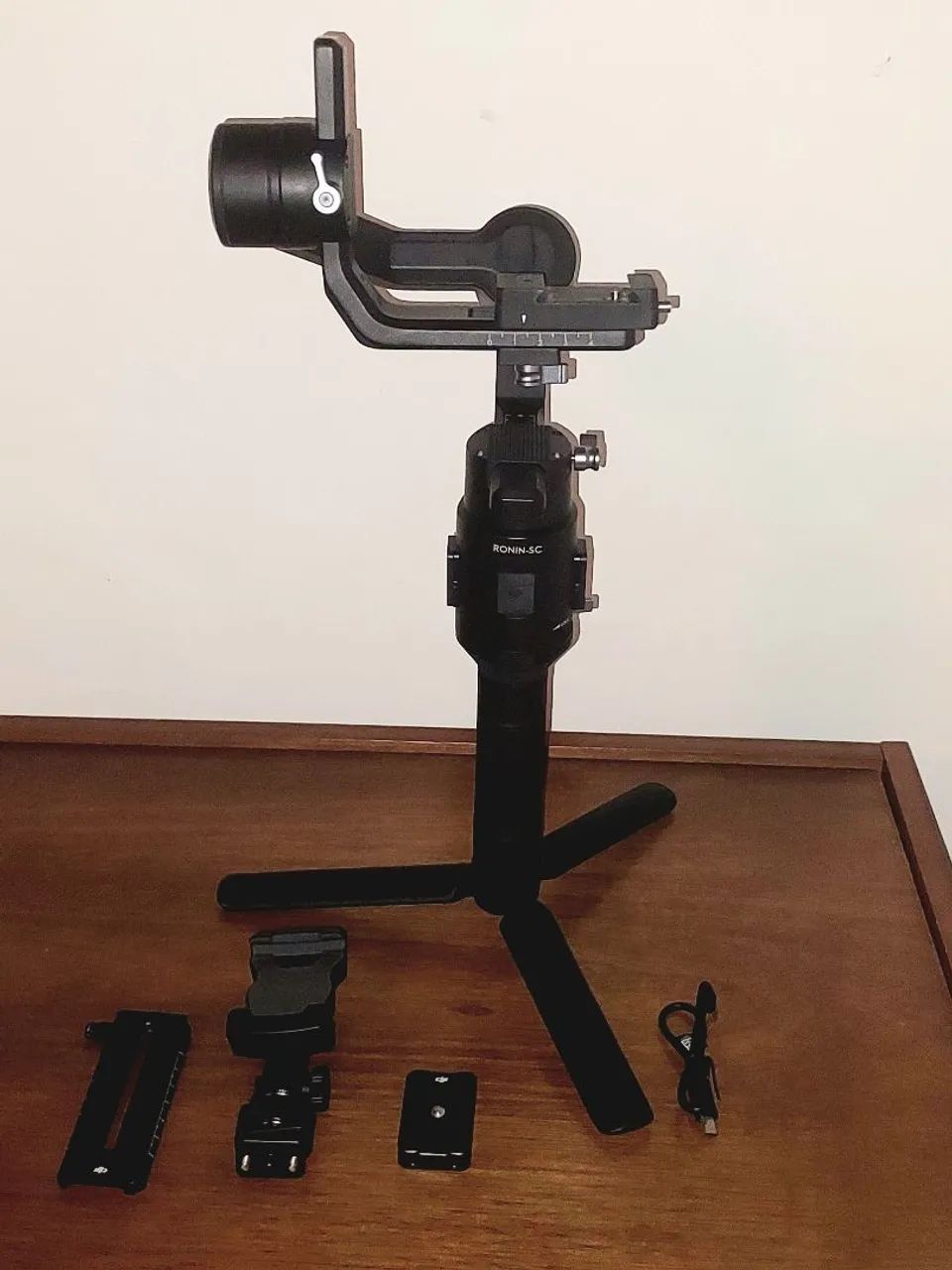 Gimbal Estabilizador Ronin DJI SC para câmera  - Foto 6