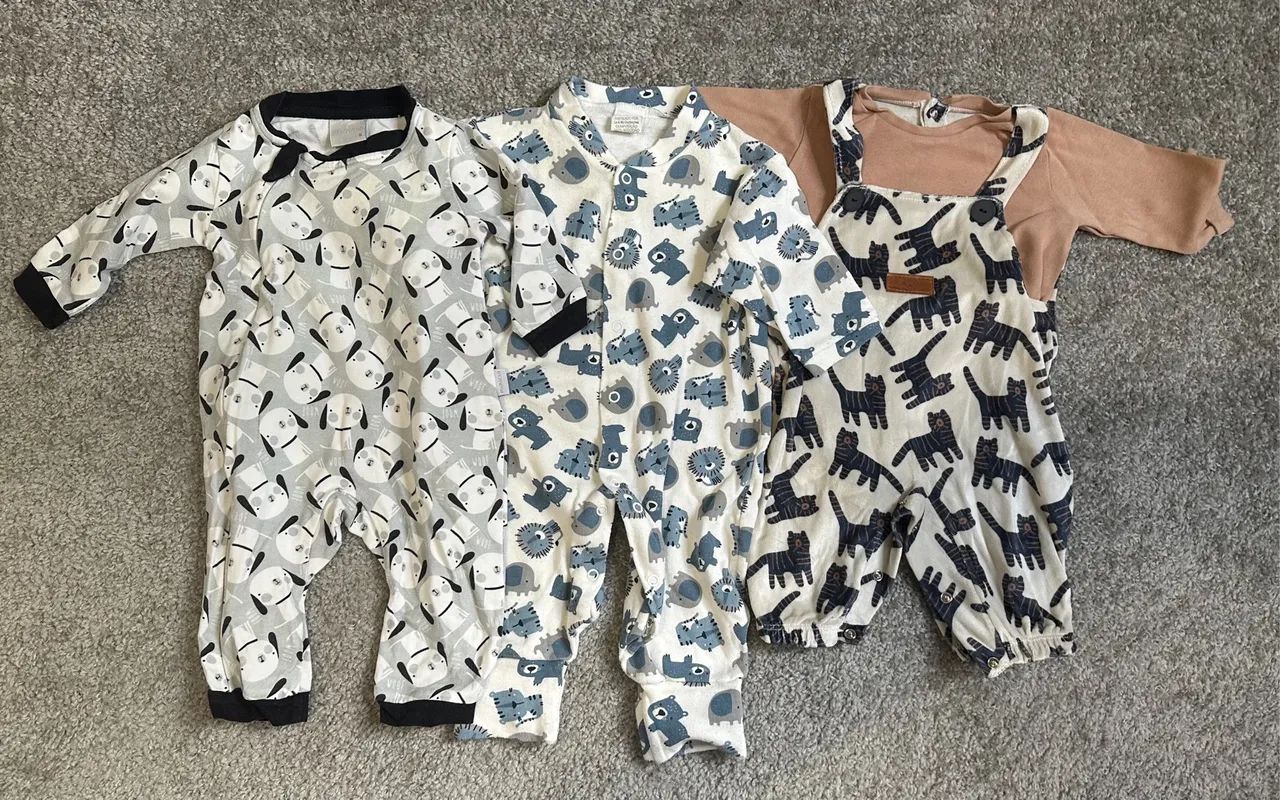 Lote infantil de Macacões 