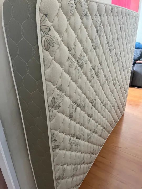 Colchão Castor Sleep Max D33 Queen - Ótimo estado - Foto 2