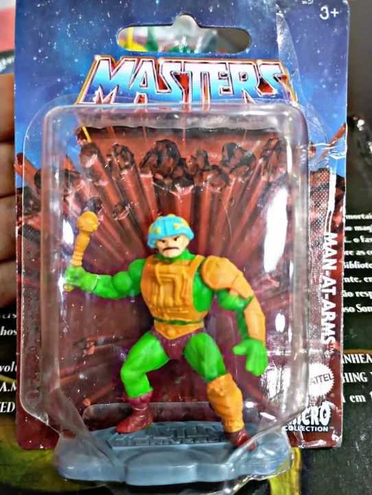 Bonecos Masters of the Universe Micro Mer-Man e Man-at-Arms - Foto 2