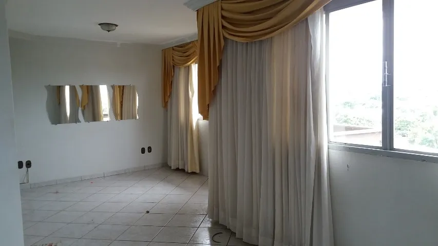 Belo apto perto do centro. Alugo ou vendo.