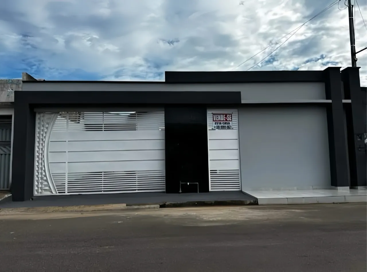 VENDE-SE CASA NO BAIRRO DR. SILVIO LEITE 170.000,00