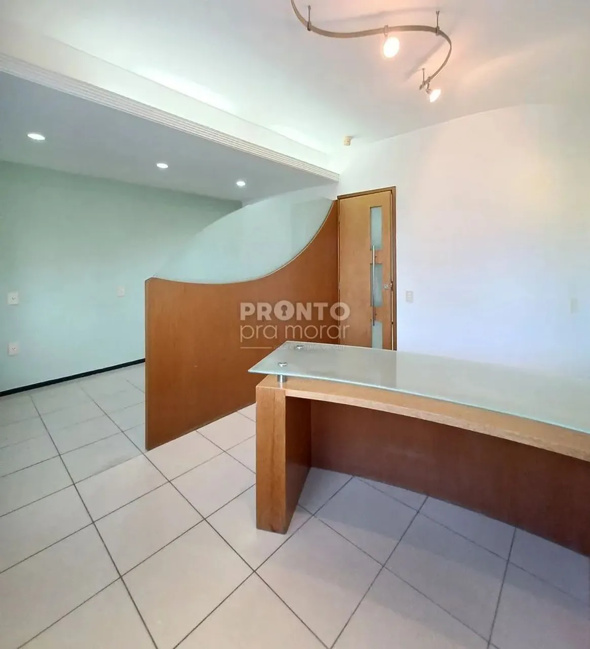 Sala/Conjunto Comercial Multimed Ilha Center, unidade 401, Coelhos