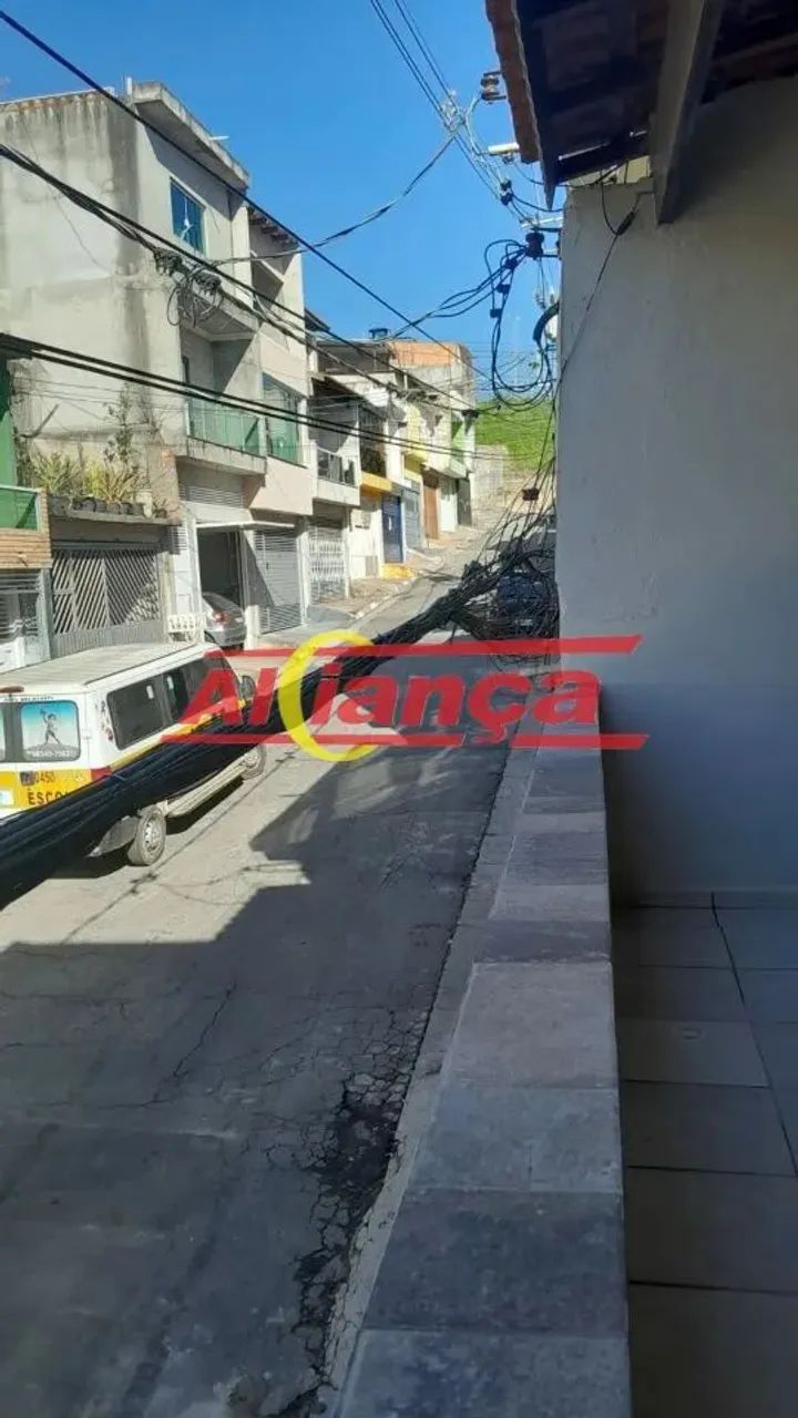 NUMA RUA TRANQUILA PROXIMO DO AEROPORTO DE CUMBICA!! - Foto 5