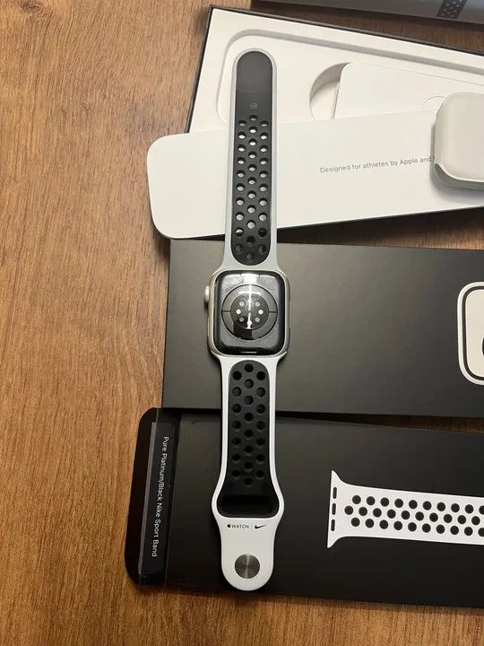 Apple Watch Series 7 Nike Edition 40mm - impecável - aceito trocas - Foto 3
