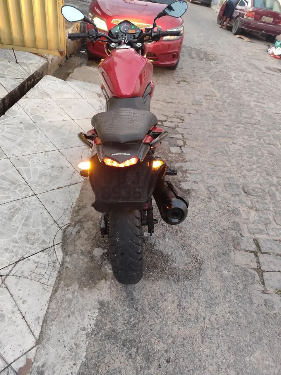 CB300R ANO 2013 VERMELHA IMPECAVEL TODA REVISADA - Foto 4