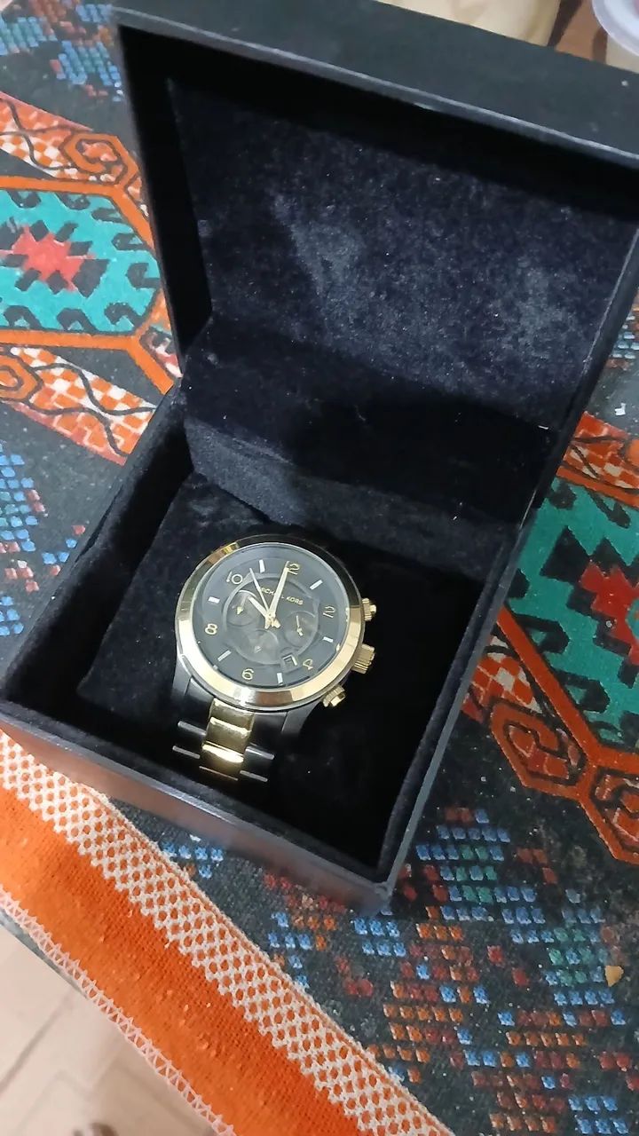 Relógio Michael Kors Runaway MK8160. (Aceito oferta)