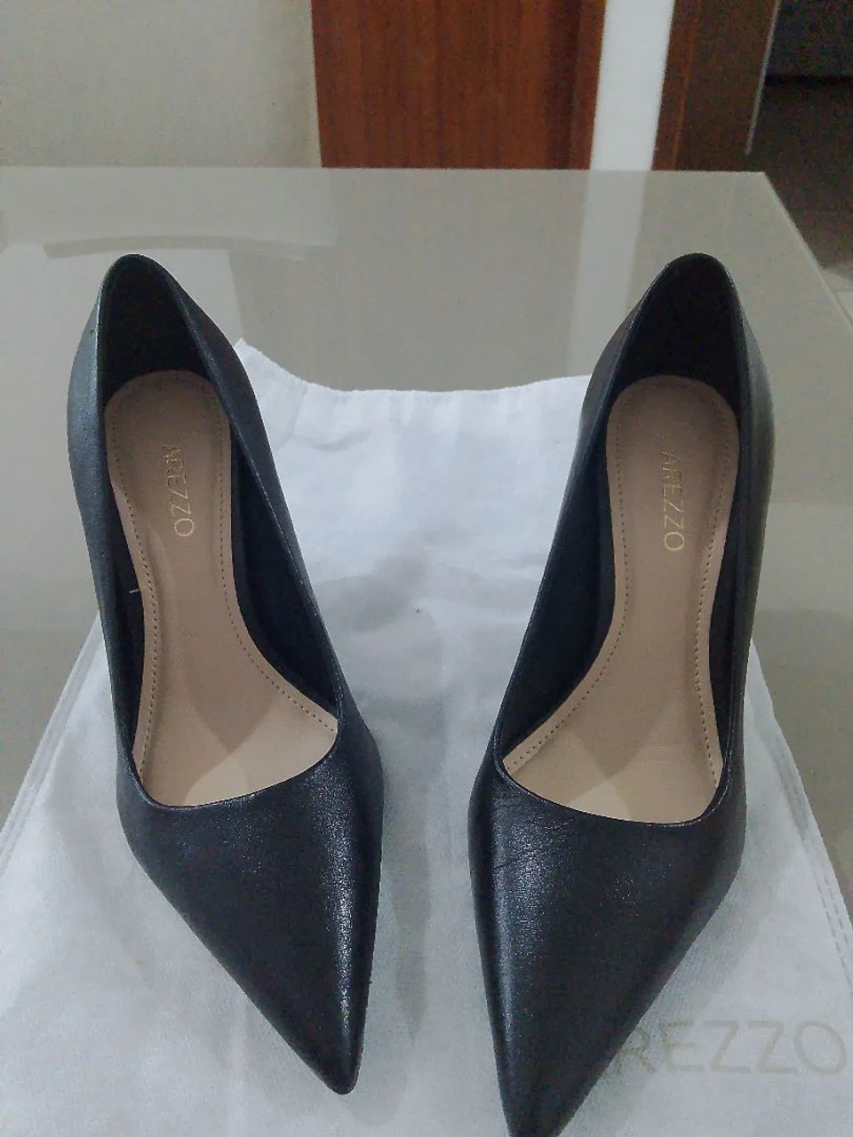 Scarpin Arezzo Preto - Elegância e Conforto