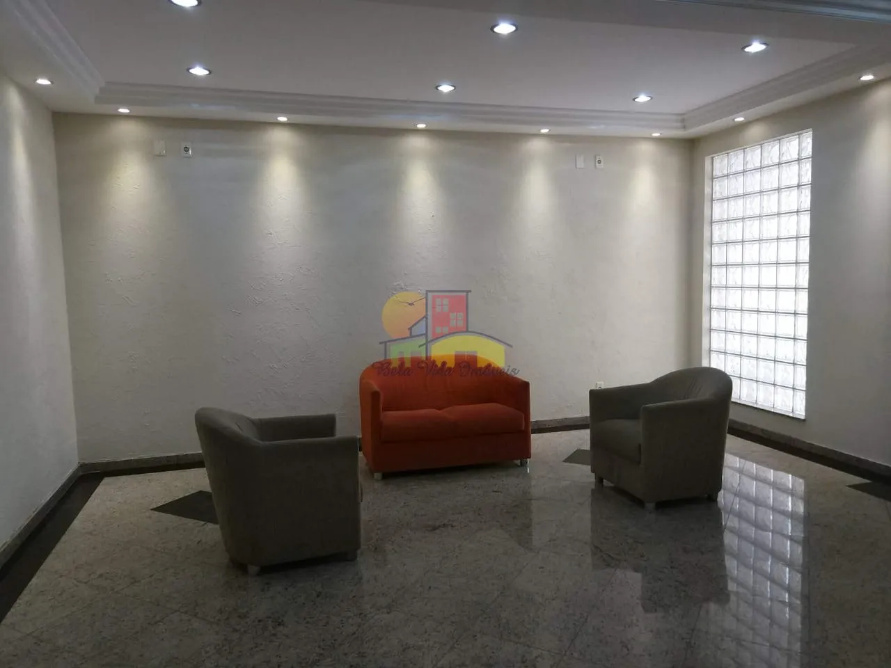 SALAS COMERCIAIS P/ VENDA B. SANTO ANTÔNIO - SCS