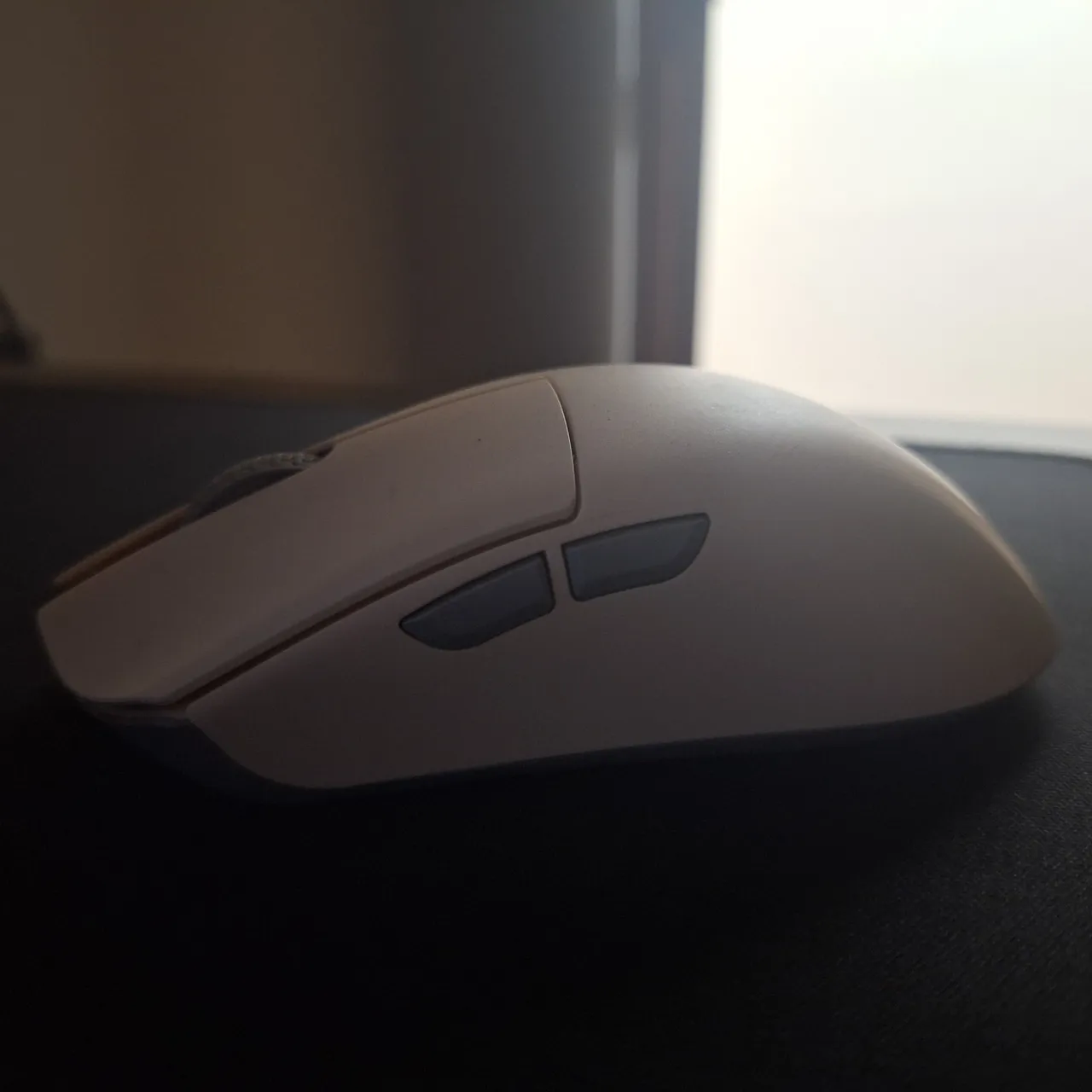 Mouse Gamer sem fio - Darmoshark M3 Salmão