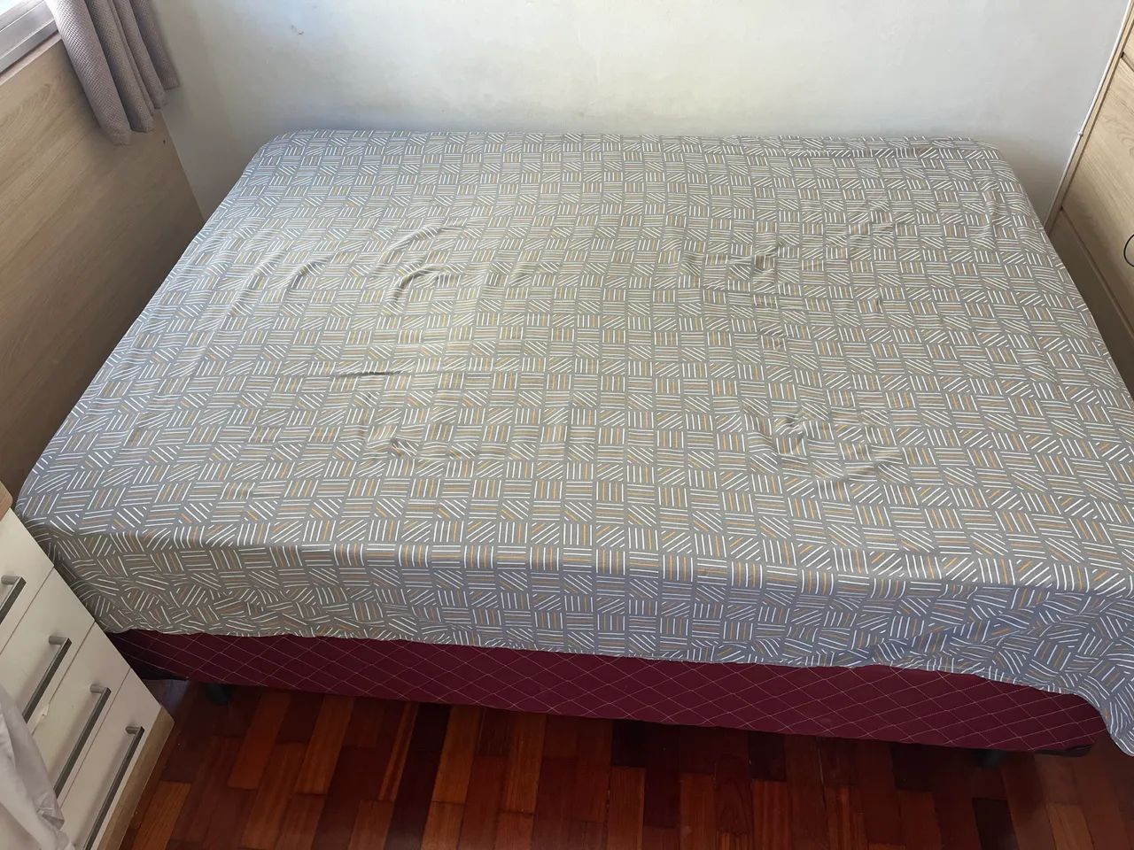 Cama de casal para 2 pessoas