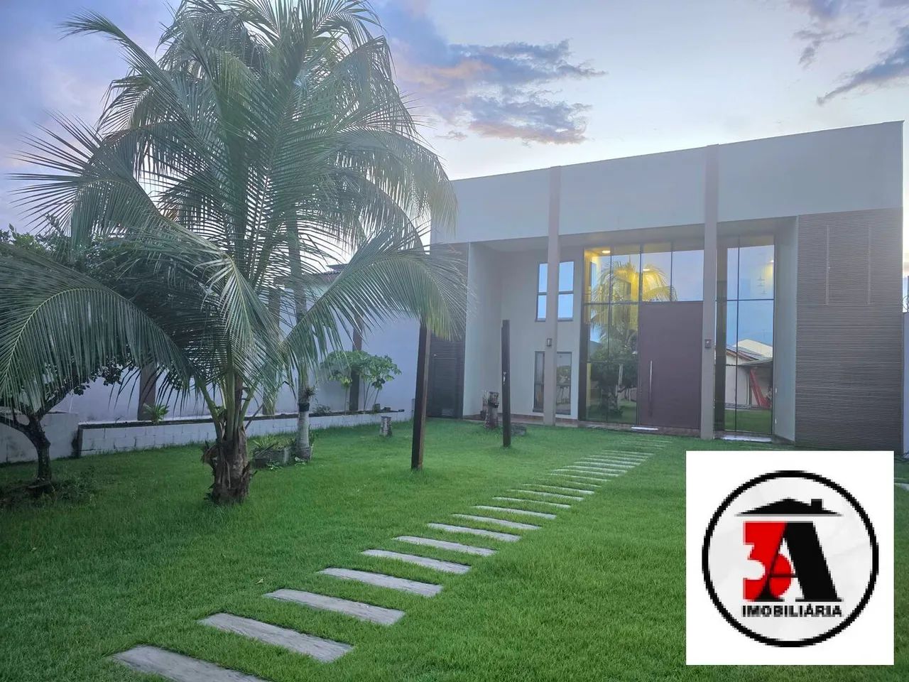 2 Casas em Condominio Fechado