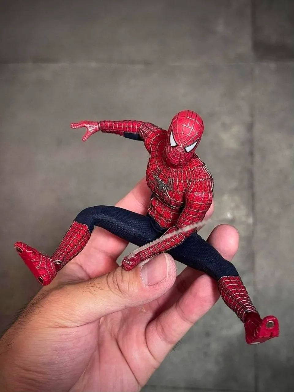 Spider Man Tobey Maguire Web Slinger 1/12  - Foto 4