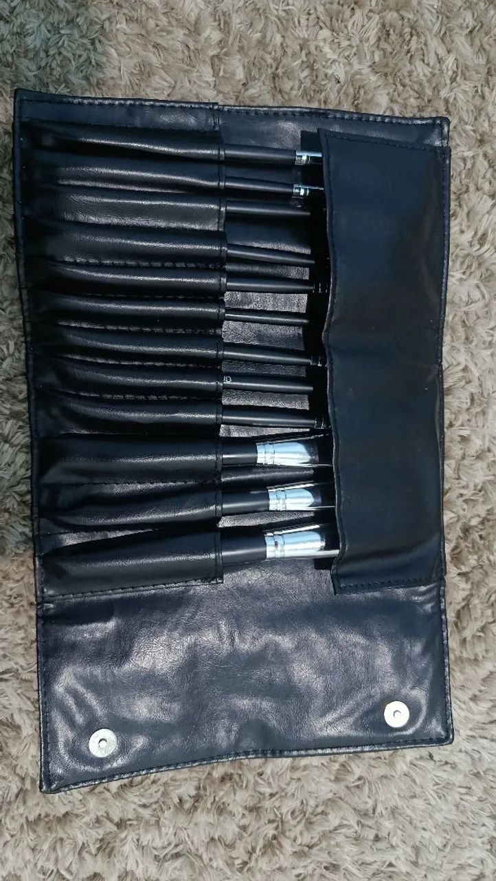 Vendo kit de pincéis de maquiagem  - Foto 2