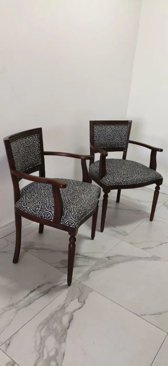 Poltronas Usadas Estilo Clássico - Repaginação do modelo Luiz XV  - Foto 2