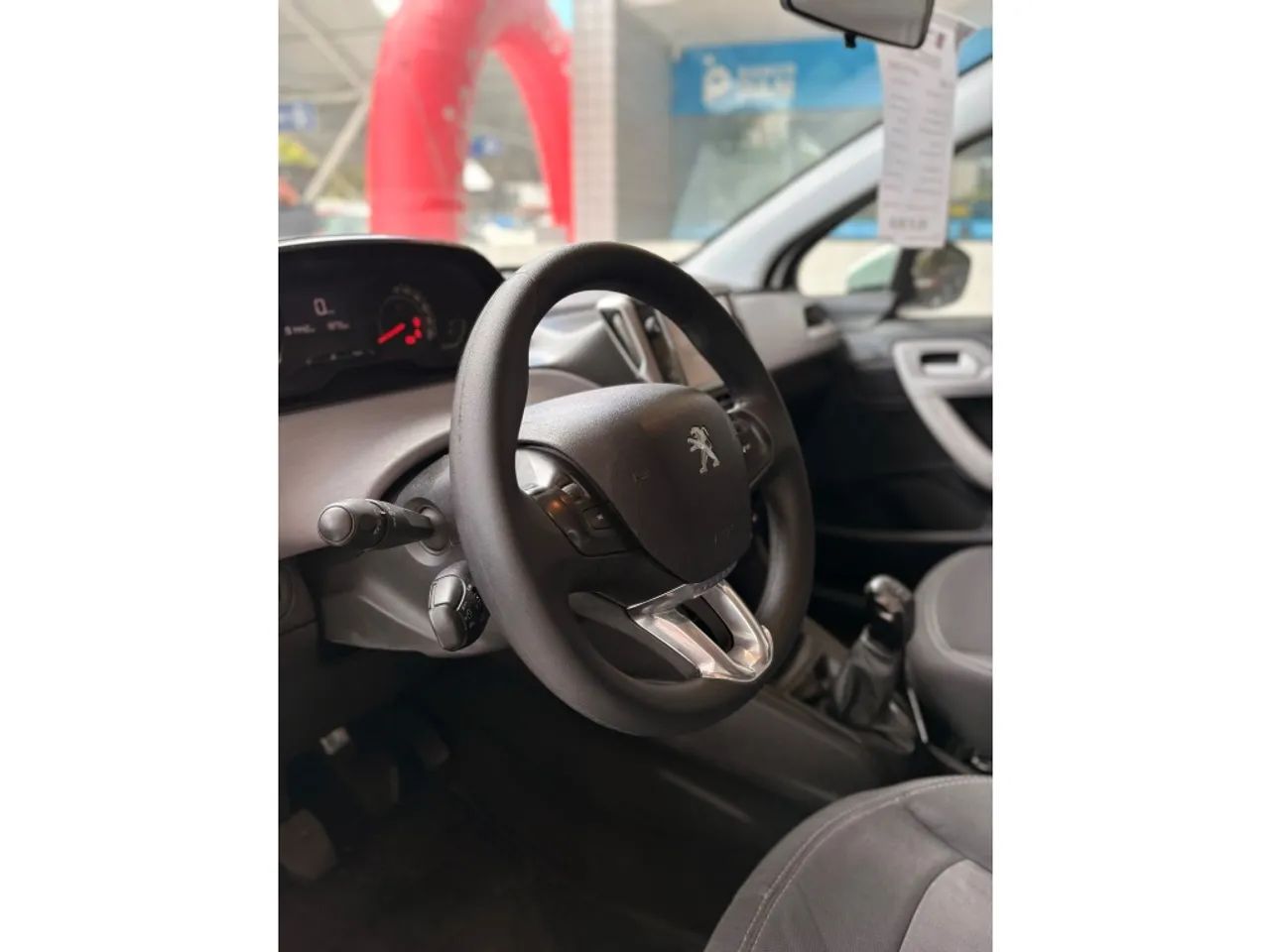 Peugeot 208 Active Pack 1.2 Flex 12V 5P Mec. 2017 - Foto 5