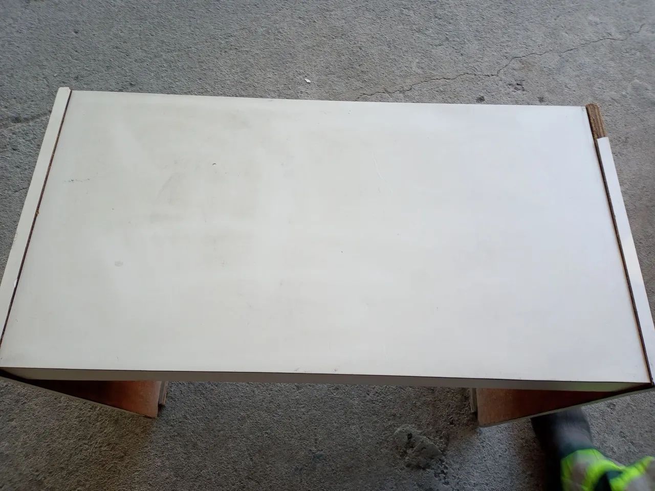 MESA PEQUENA EM MDF - Foto 2