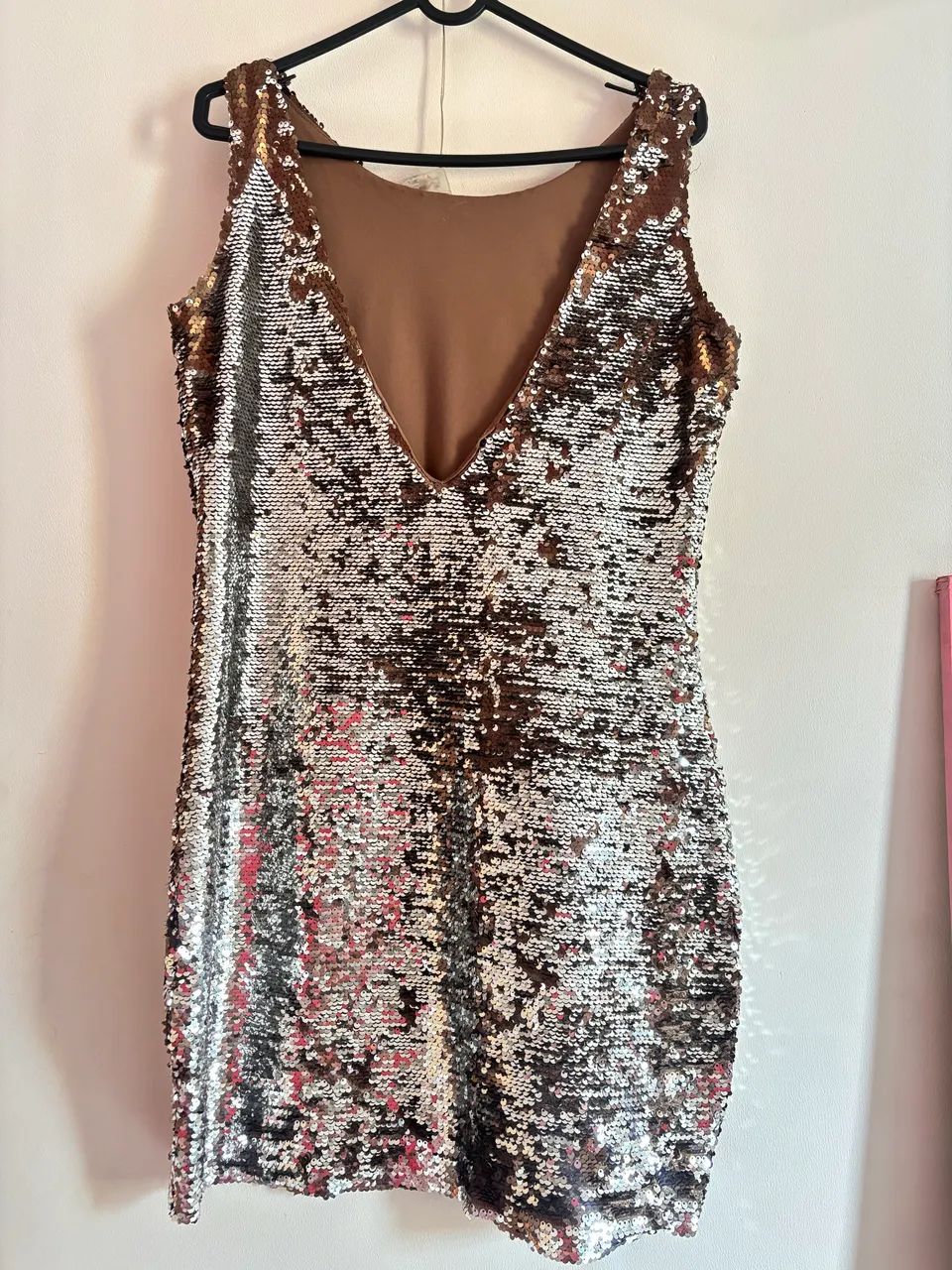 Vestido Brilhoso  - Foto 2