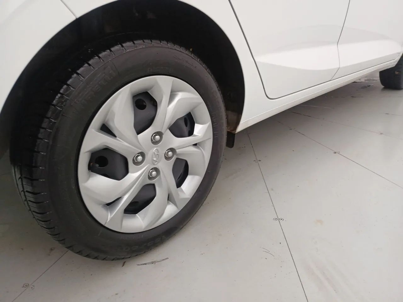 Hyundai HB20 Comfort 1.0 Flex 12V Mec., foto 14 de 18