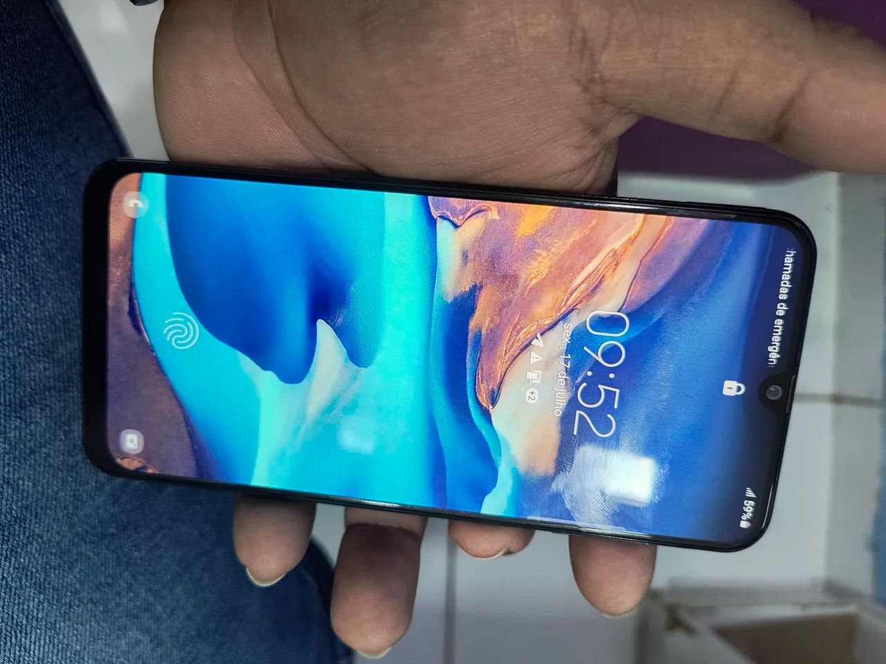Vendo um celular 