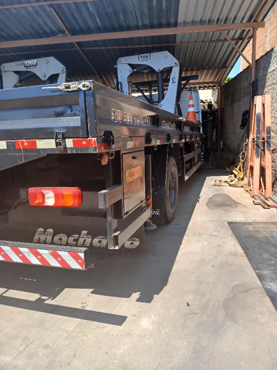 Atego 1719 com Munck 20.700 - Foto 2