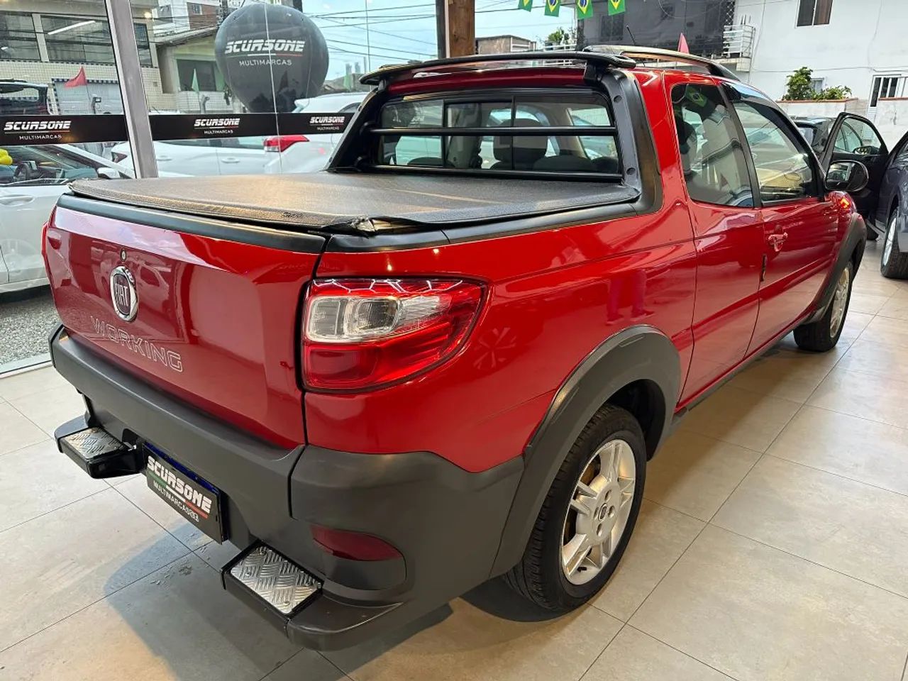 Fiat Strada Working Hard 1.4 Fire Flex 8V CD 2017 - Foto 5