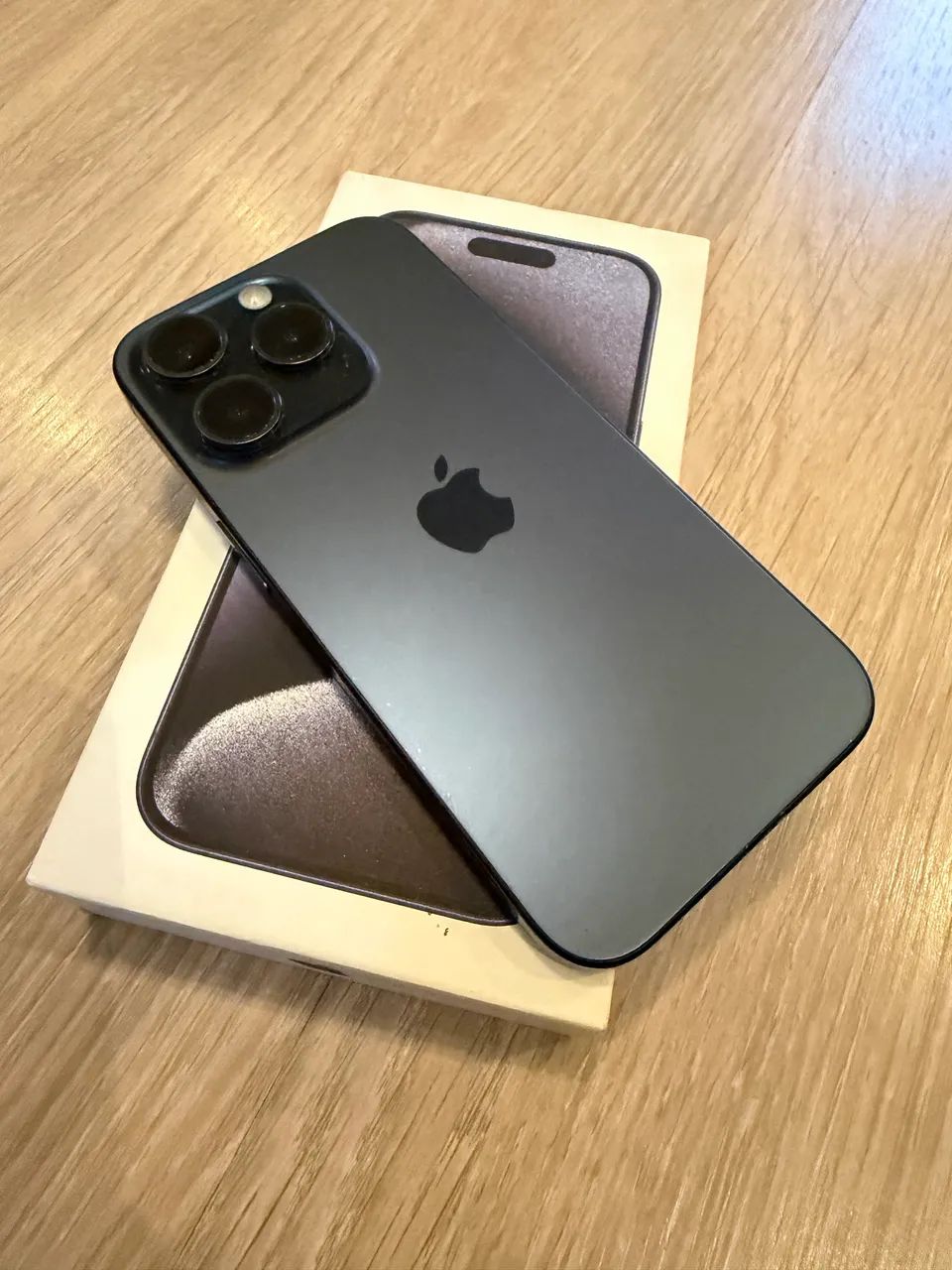 Iphone 15 Pro  - Foto 2