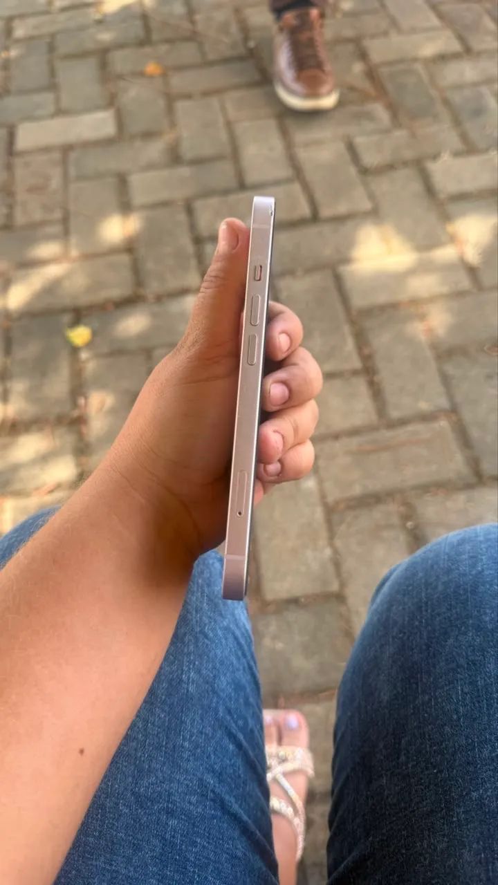 IPHONE 13 ROSE 128gb - USADO - Foto 3