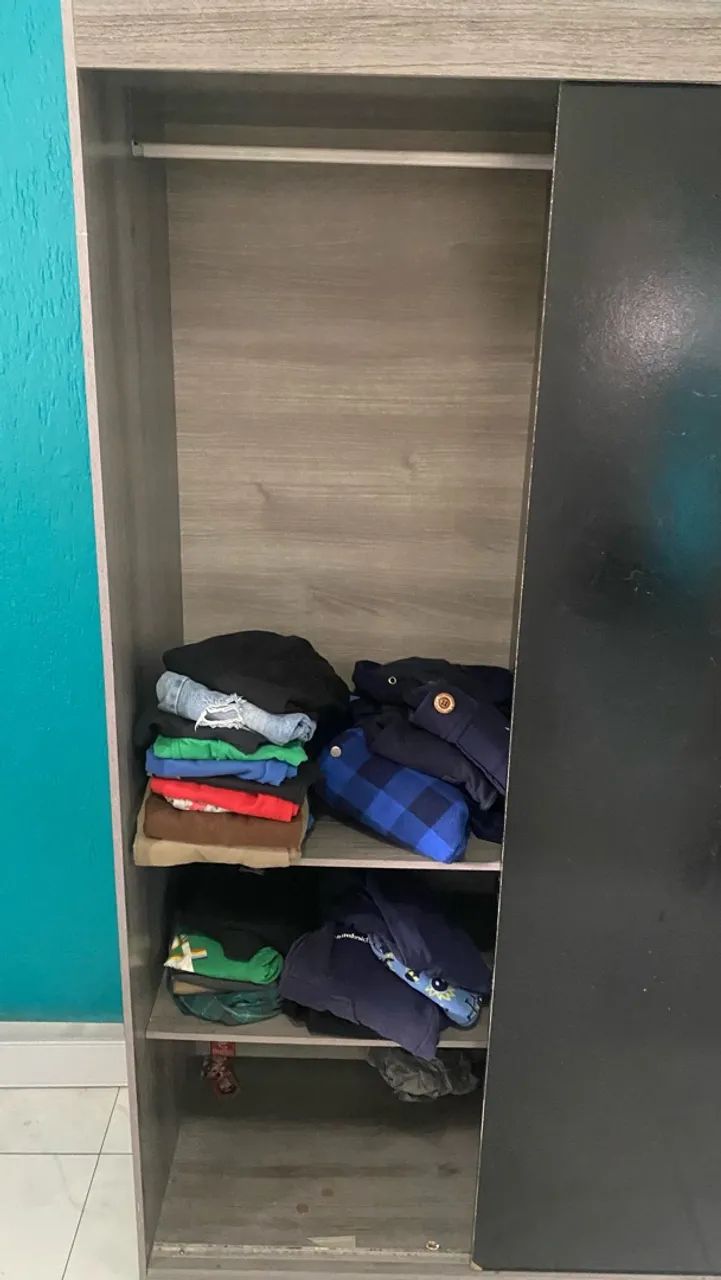 Guarda-roupa com portas de correr e espelho  - Foto 4