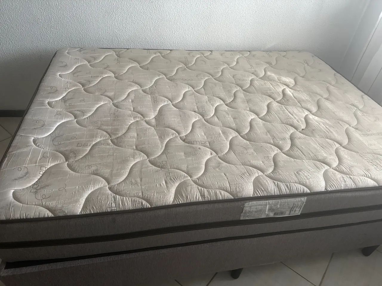 Cama box 