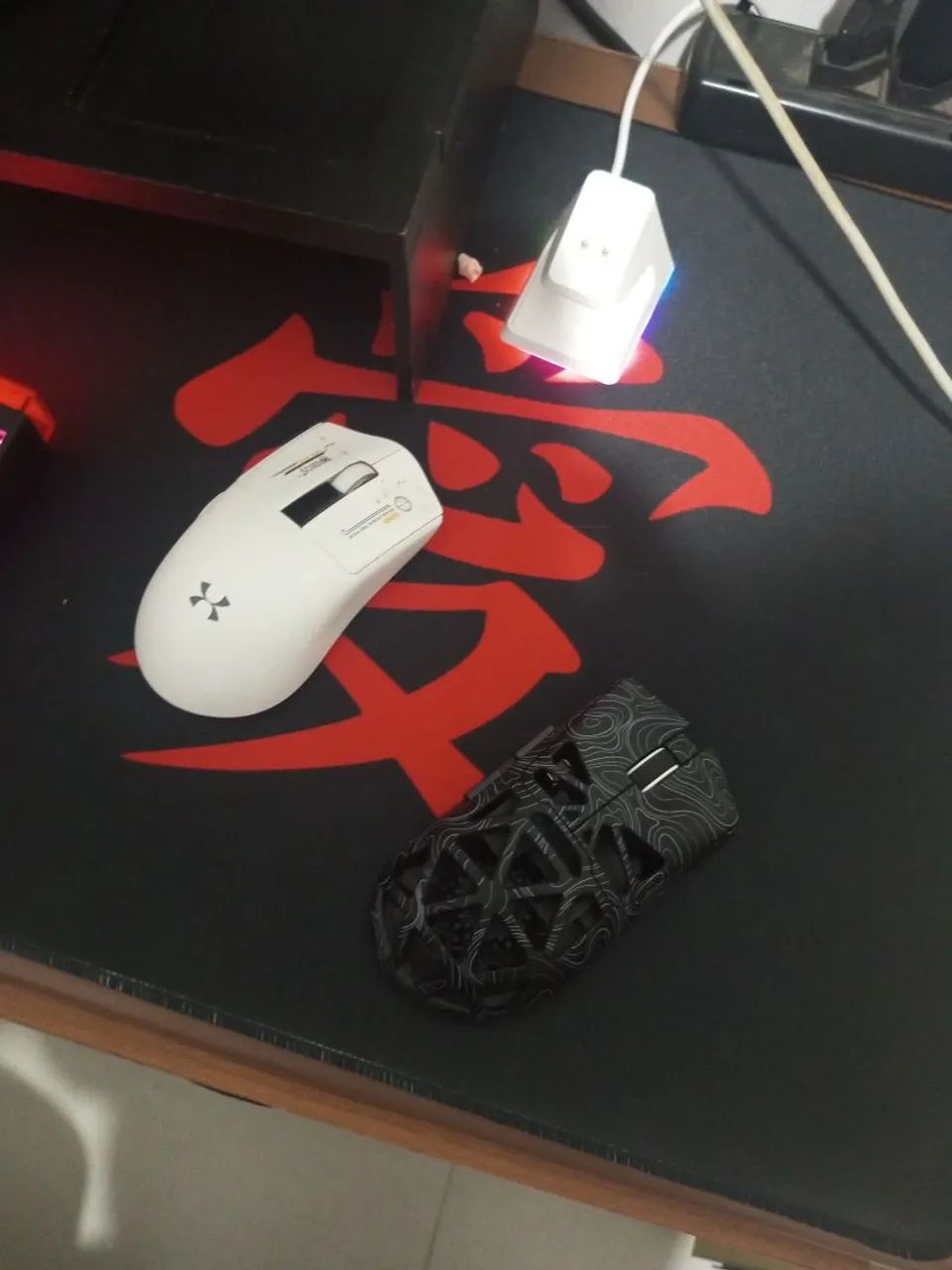 Vendo mouse gamer bluetooth  - Foto 3