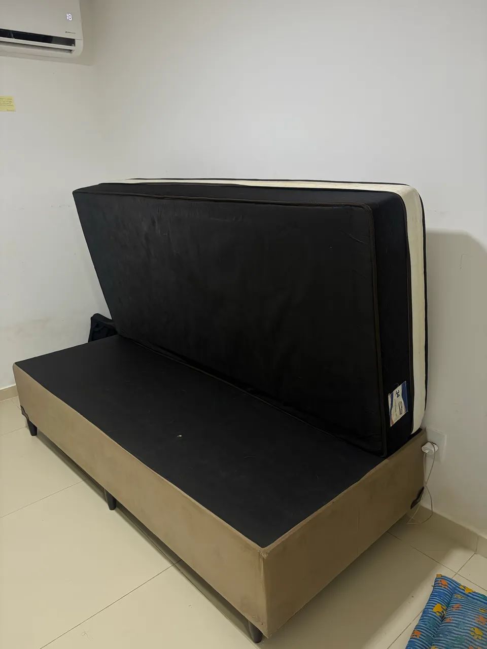 Vendo cama de solteiro plumatex (colchão + base)  - Foto 3