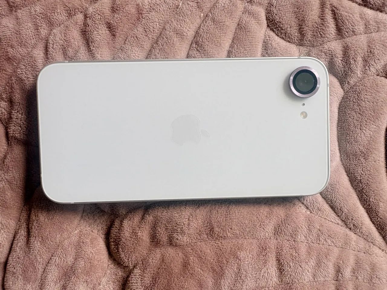 iPhone 17e V/t