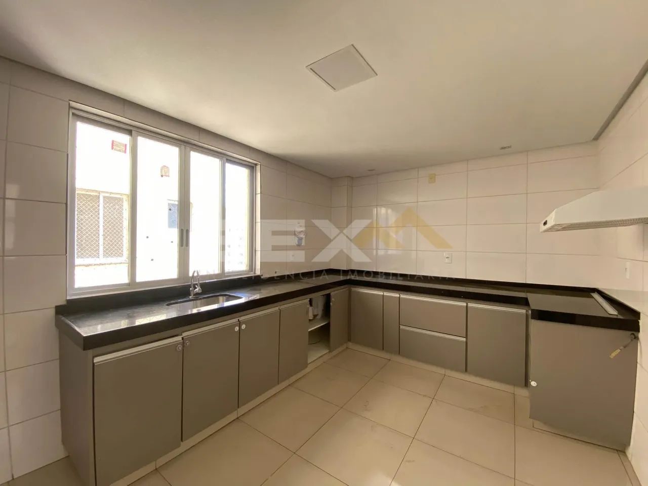 Apartamento à Venda com 03 Quartos no Centro de Divinópolis MG. - Foto 5