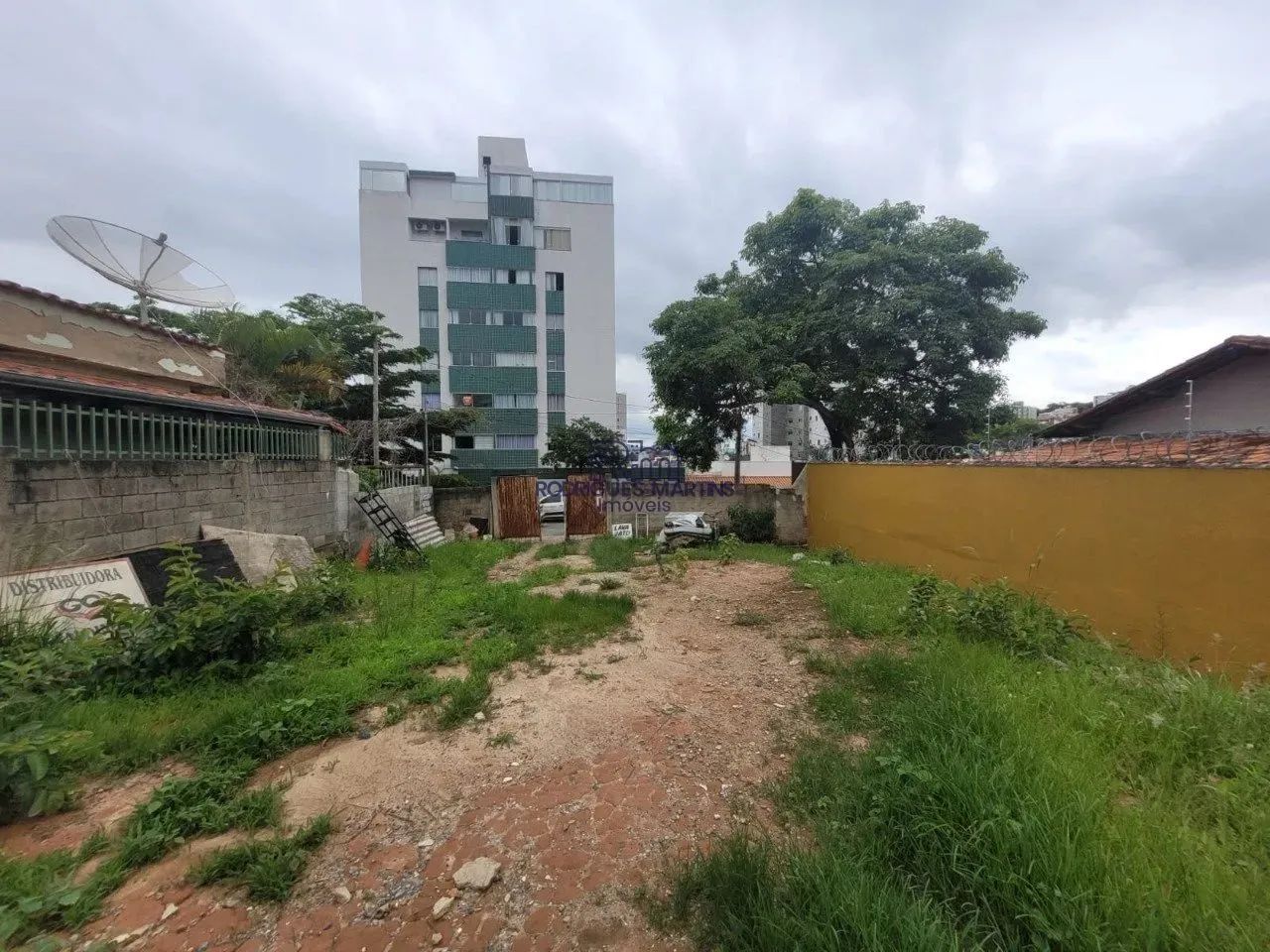 Lote 336m² à venda no Padre Eustáquio