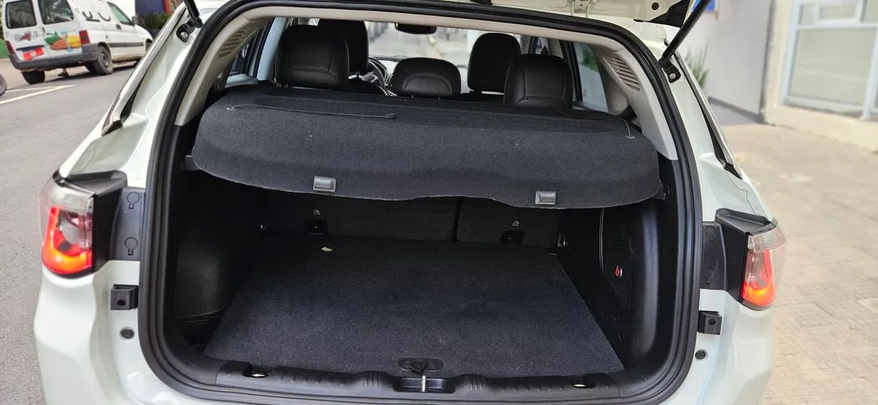 Jeep Compass Longitude 2.0 4X2 Flex 16V Aut. 2017 - Foto 4