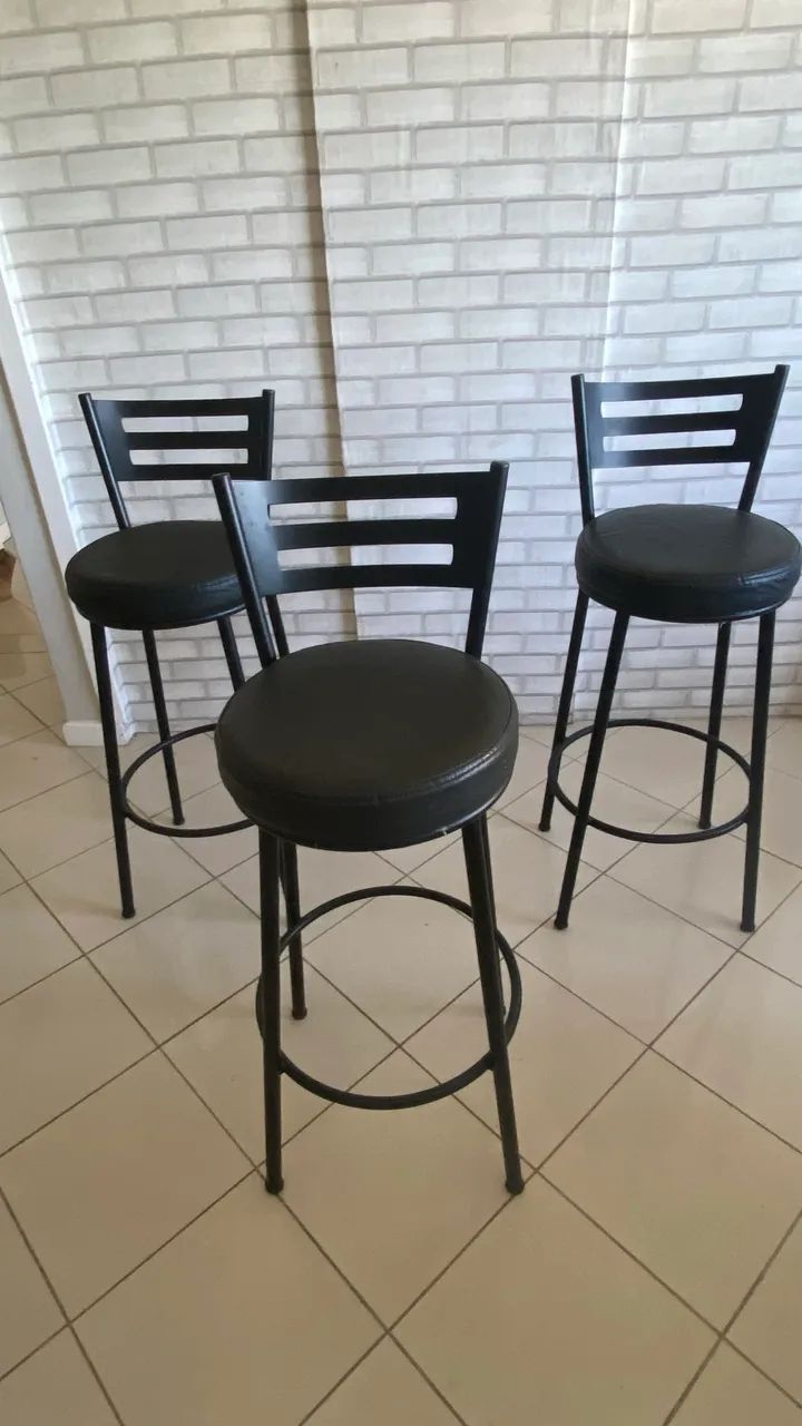 3 banquetas altas com estofado - Foto 3