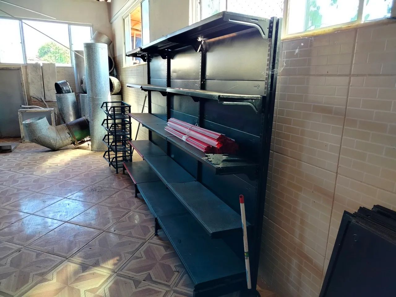 Vendo gôndolas seminovas - Foto 3