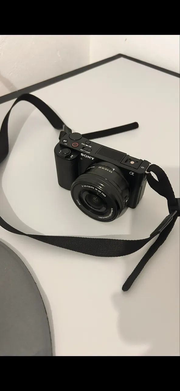 PRA VENDER RÁPIDO - Câmera ZVE10 + lente 16-50mm + cartão + case protetora ZERADA - Foto 4