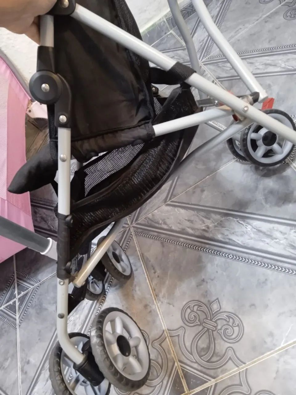 Carrinho de passeio para bebê - Usado - Foto 3