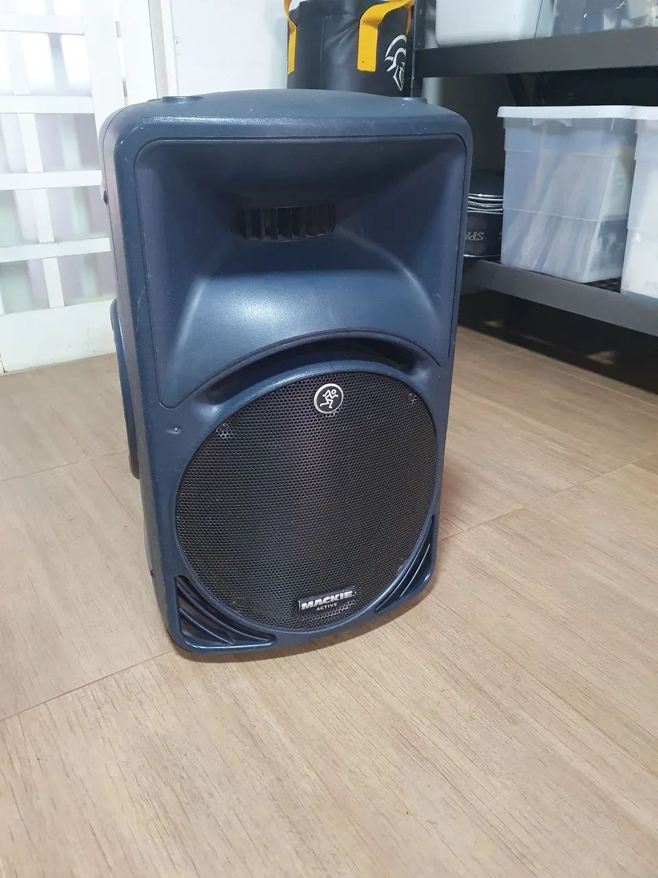 Caixas Mackie SRM 450 v2  110 V - Foto 3