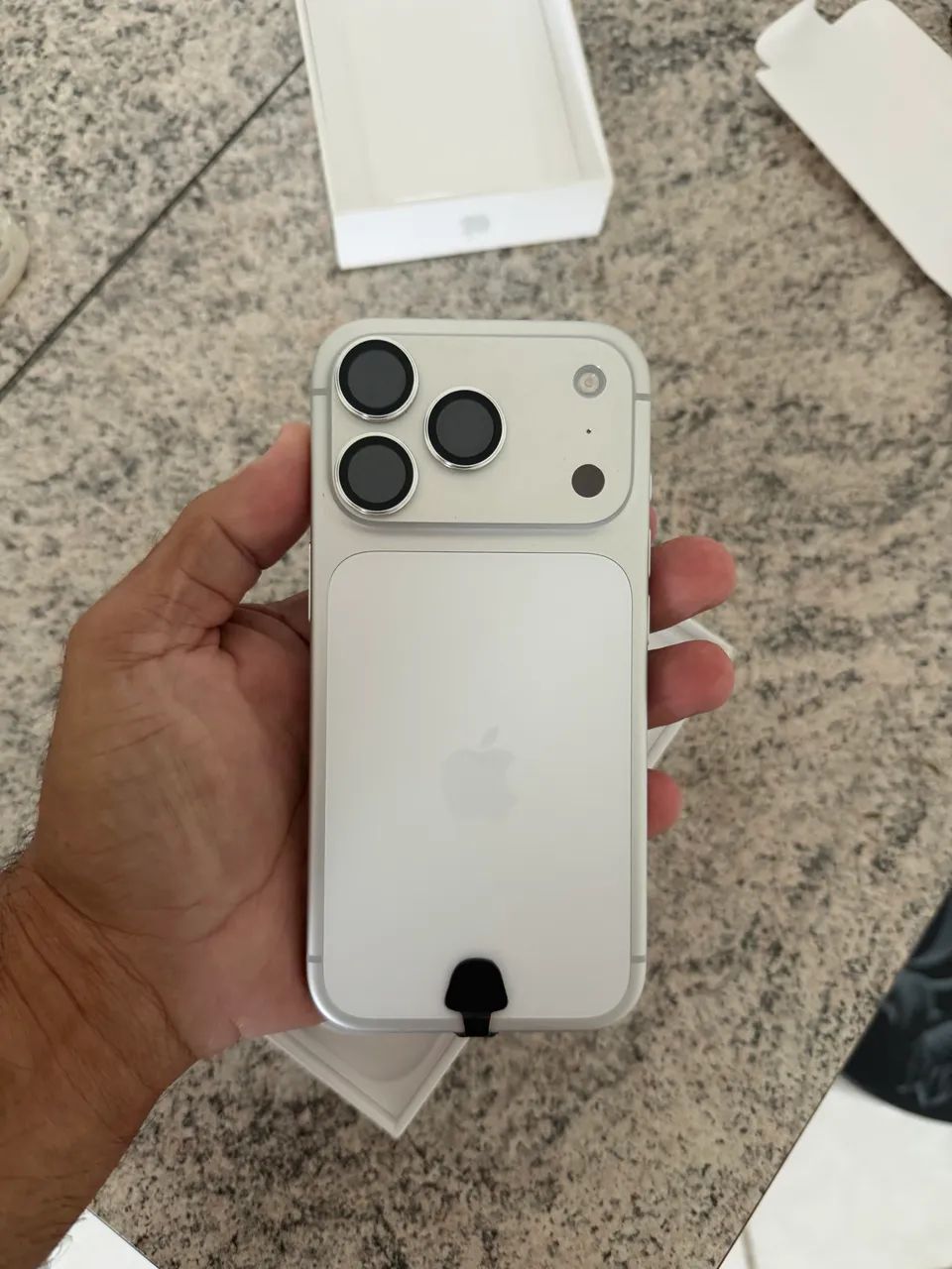 iPhone 17 Pro 256 gb Silver - Celulares e Smartphones - Farolândia