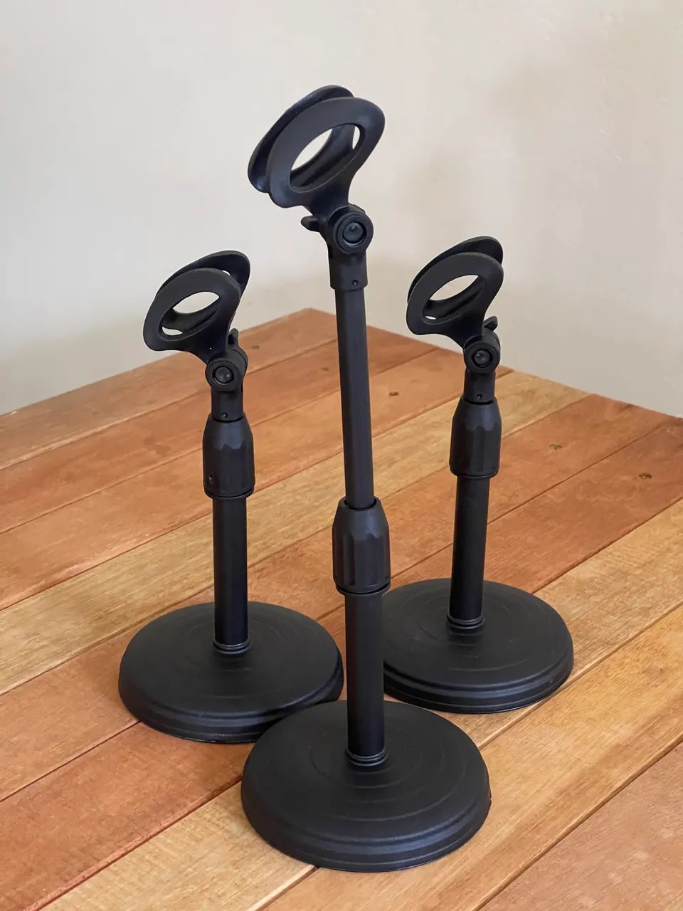 Suporte Pedestal para Microfone de mesa - Foto 4