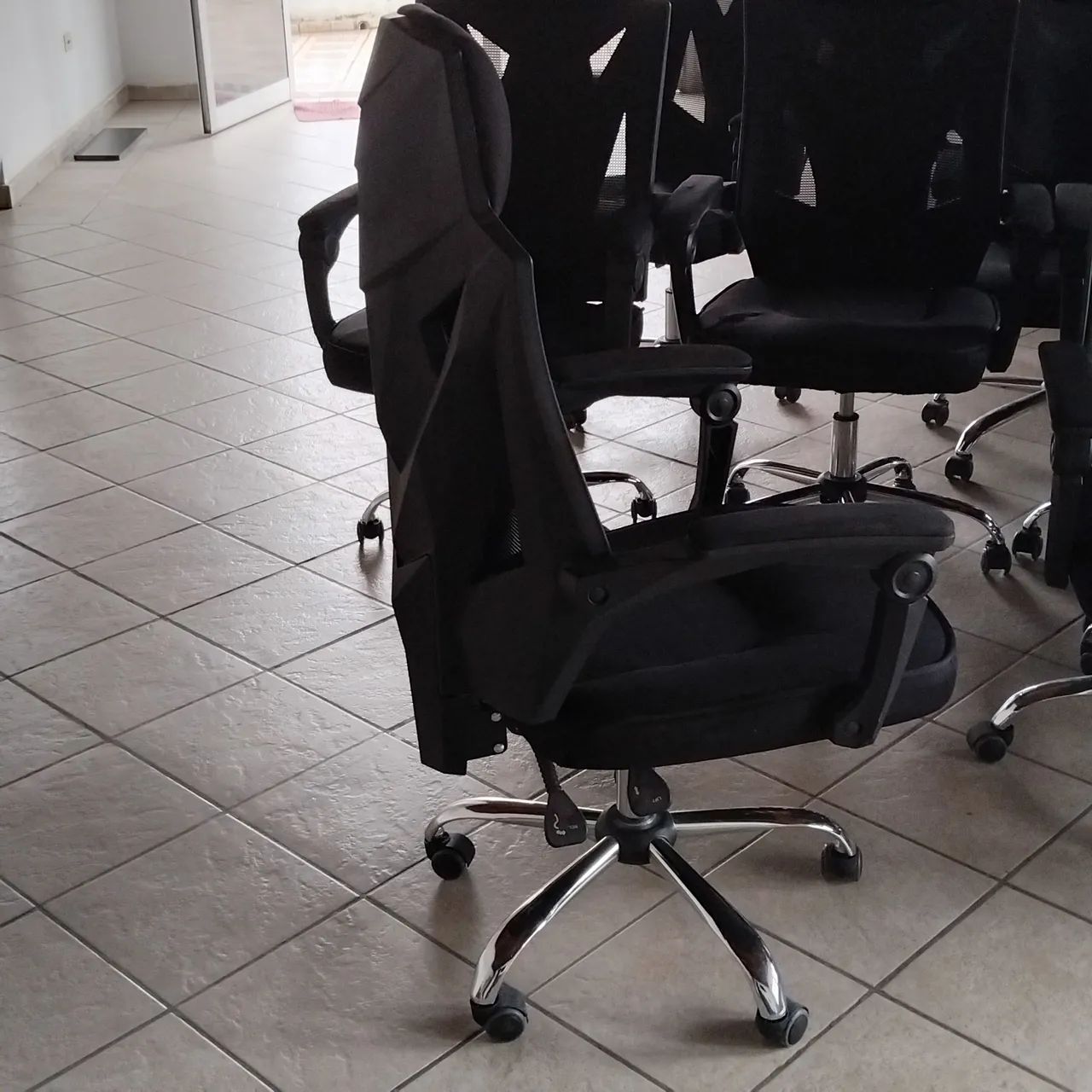 Cadeiras de games Presidente e confortável  - Foto 3