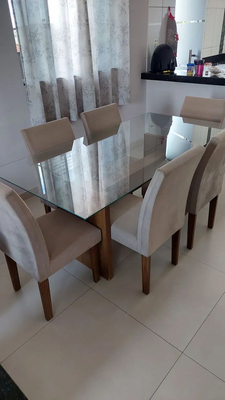 Mesa de vidro 6 cadeiras