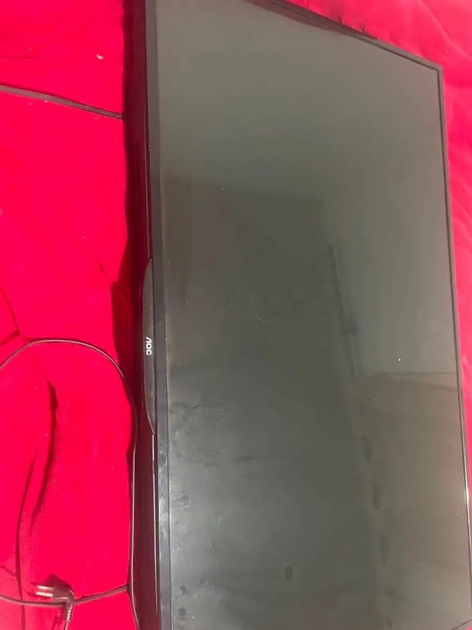 Vendo tv de 43 polegadas! eu não entrego tem que buscar no local!  A tv não e SMART!!! 