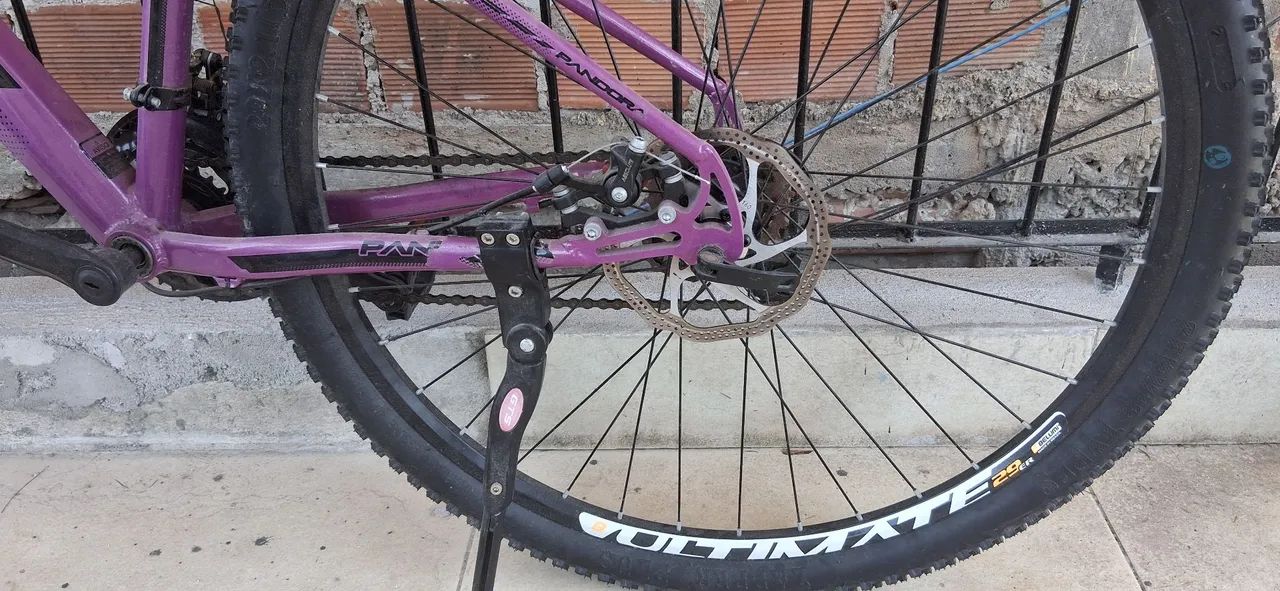 Bicicleta aro 29 Semi nova - Foto 3